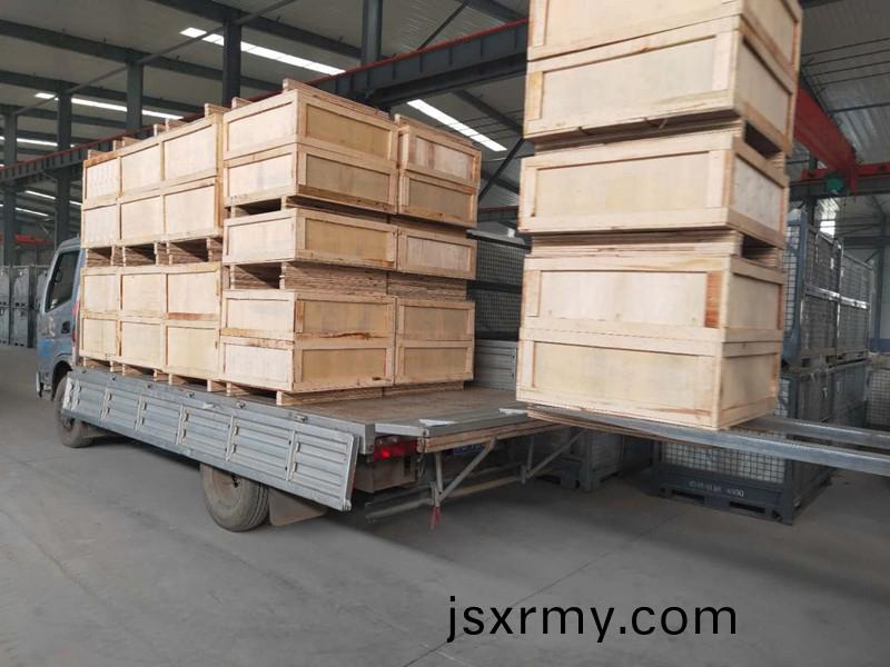 髮(fa)貨(huo)現場(chang)